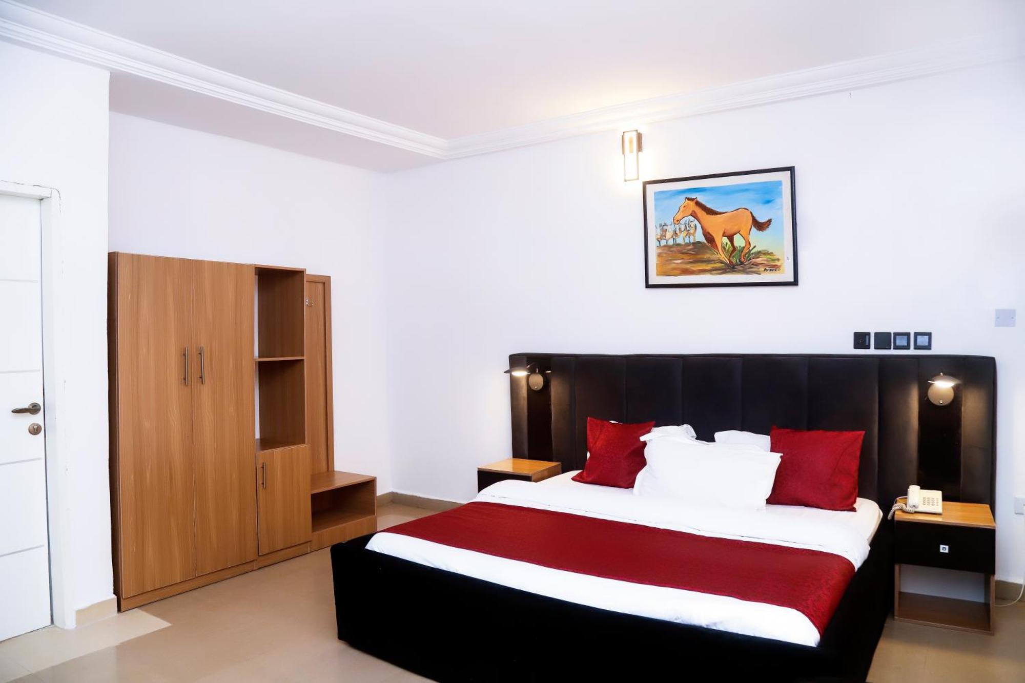 Western Dreams Hotel Abuja Exterior foto