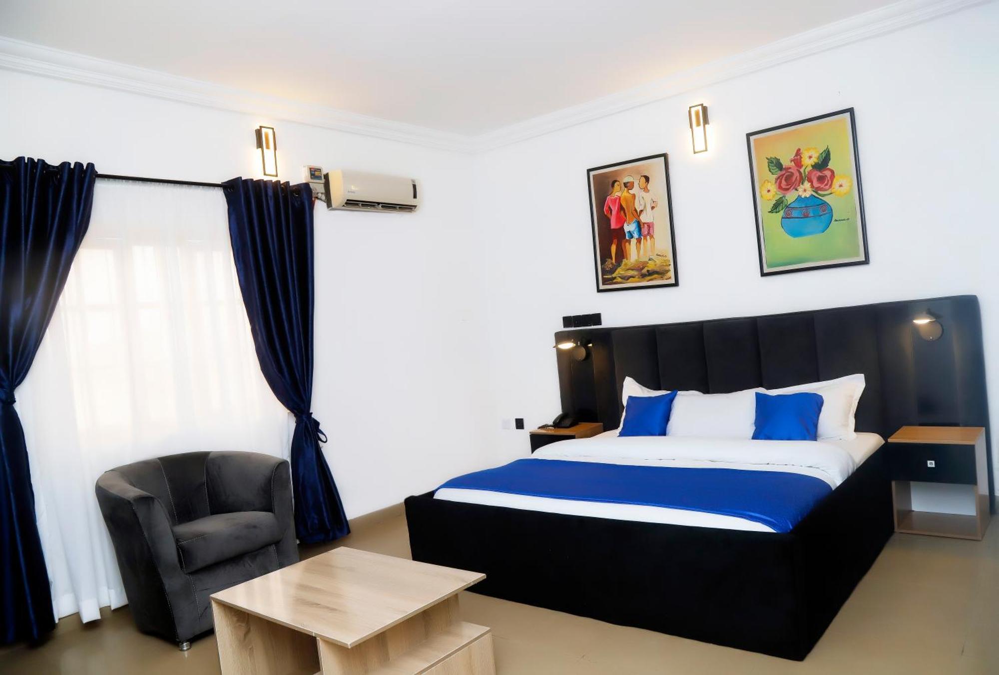 Western Dreams Hotel Abuja Exterior foto