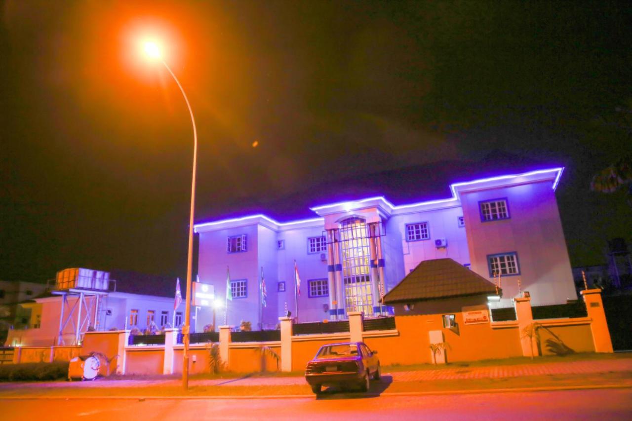 Western Dreams Hotel Abuja Exterior foto