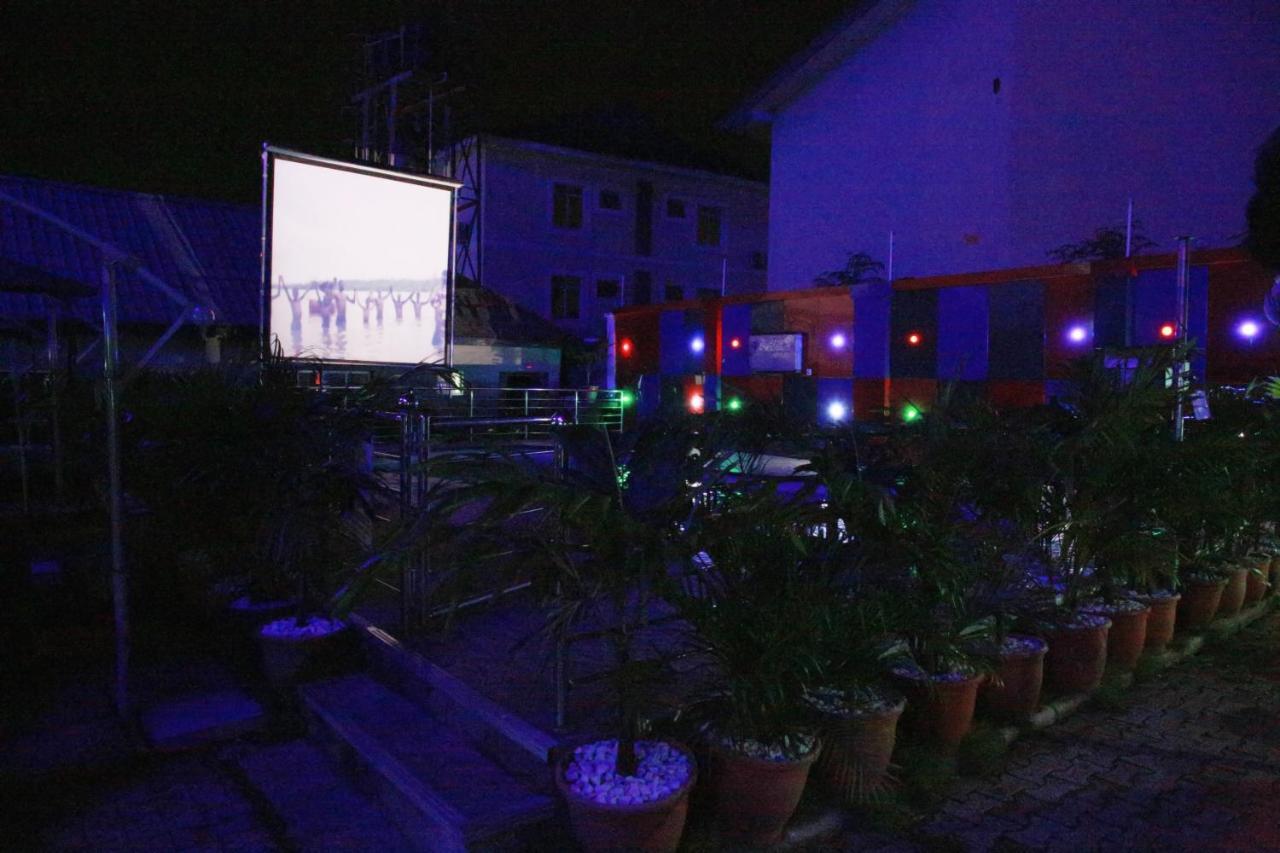 Western Dreams Hotel Abuja Exterior foto